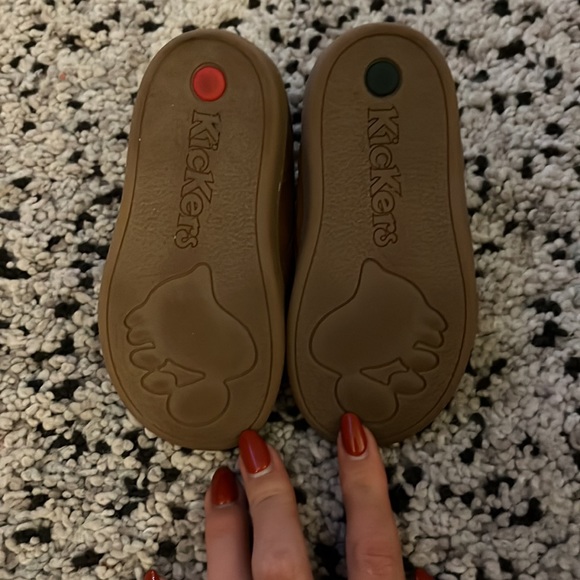 Kickers euro 22 us 6.5 boots never walked in - Picture 3 of 3